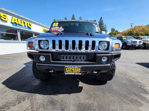 Used 2003 HUMMER H2 w/ Preferred Equipment Group image 7