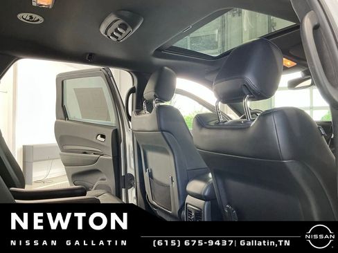 Used 2022 Dodge Durango GT AWD/4WD image 18