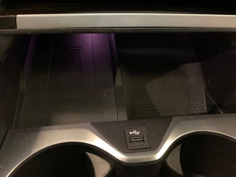 Used 2023 BMW X7 xDrive40i w/ M Sport Package image 40