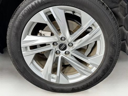 Used 2021 Audi Q7 2.0T Premium Plus AWD/4WD image 33
