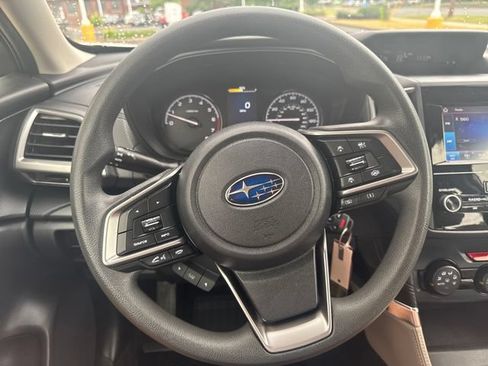Used 2024 Subaru Forester AWD/4WD image 18