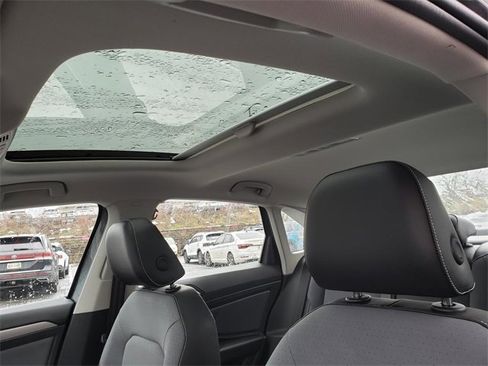 New 2026 Volkswagen Jetta SE image 7