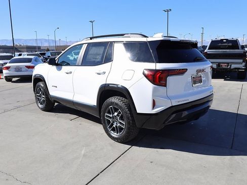 New 2026 GMC Terrain AT4 image 4