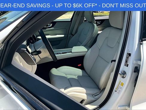New 2025 Volvo V60 B5 Cross Country Ultra w/ Protection Package Premier image 28