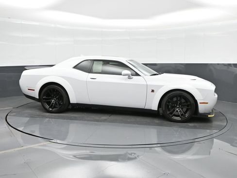 Used 2023 Dodge Challenger R/T Scat Pack image 10