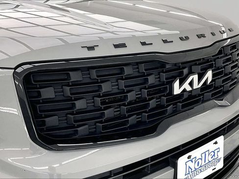 Used 2022 Kia Telluride EX w/ EX Premium Package AWD/4WD image 29