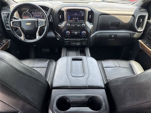 Used 2022 Chevrolet Silverado 2500 High Country AWD/4WD image 14