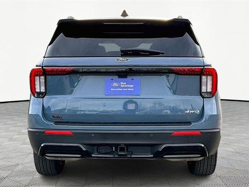 Certified 2025 Ford Explorer ST-Line image 4