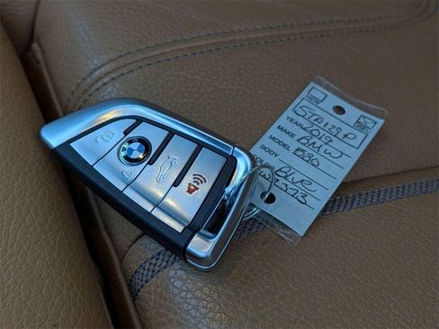 Used 2019 BMW 530i xDrive w/ Convenience Package image 35