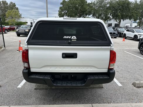 Used 2022 Toyota Tacoma SR RWD image 7