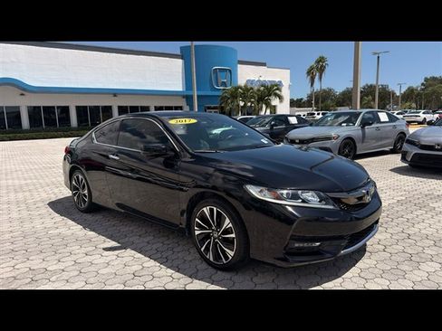 Certified 2017 Honda Accord EX-L image 16