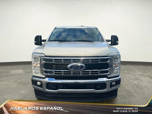 Used 2024 Ford F250 XLT image 9