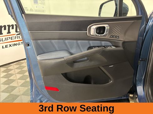 Used 2025 Kia Sorento SX Prestige AWD/4WD image 8