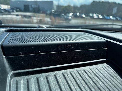 Used 2017 Ford F150 Platinum w/ Equipment Group 701A Luxury image 47