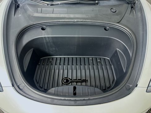 Used 2023 Tesla Model 3 Standard Range RWD image 33