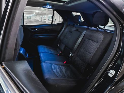 Used 2019 Chevrolet Equinox LT w/ Sun & Navigation Package FWD image 21