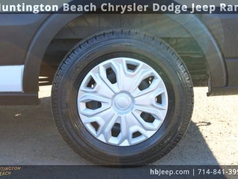 Used 2023 Ford Transit 350 XLT image 10