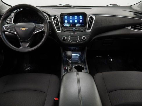 Used 2024 Chevrolet Malibu LT image 29