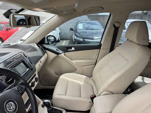 Used 2016 Volkswagen Tiguan S FWD image 35
