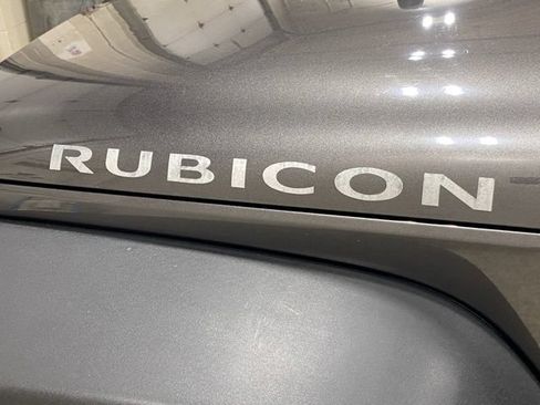 Used 2017 Jeep Wrangler Unlimited Rubicon w/ Connectivity Group AWD/4WD image 33