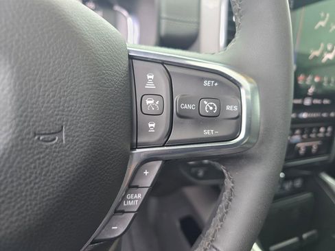 Used 2025 RAM 1500 Laramie w/ Night Edition image 24