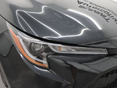 Used 2021 Toyota Corolla LE FWD image 20