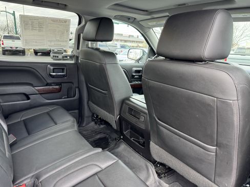 Used 2018 GMC Sierra 1500 SLT w/ SLT Premium Package image 35