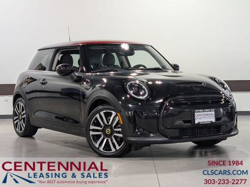 Used 2024 MINI Cooper SE FWD image 1