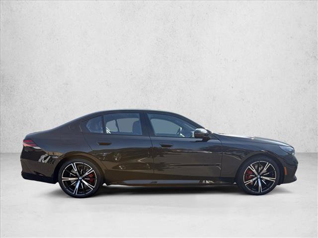 Used 2026 BMW 550e xDrive AWD/4WD image 7