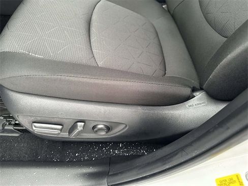 Used 2024 Toyota RAV4 XLE image 22