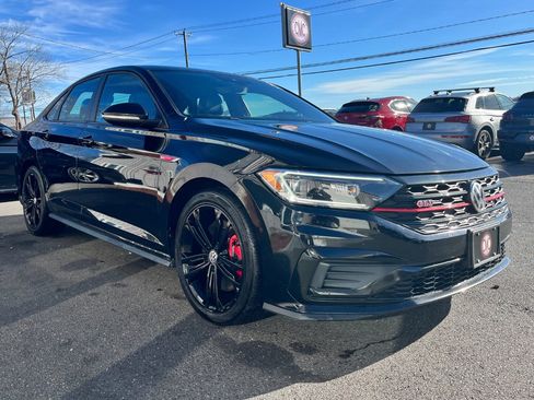 Used 2021 Volkswagen Jetta GLI Autobahn w/ GLI Autobahn Black Package image 4