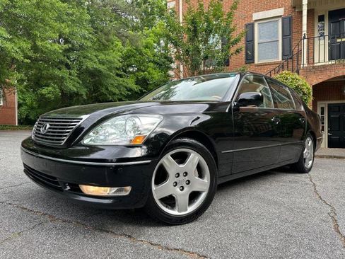Used 2005 Lexus LS 430 RWD image 1