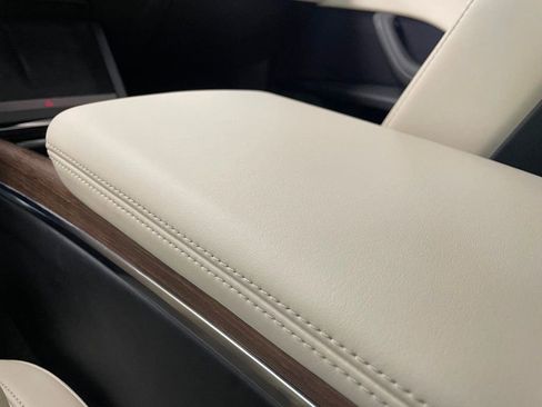 Used 2023 Tesla Model X image 51