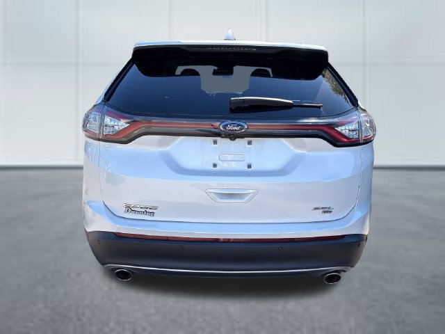 Used 2018 Ford Edge SEL w/ Equipment Group 201A AWD/4WD image 3