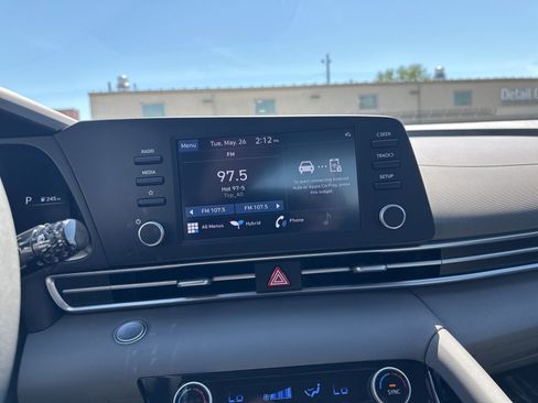 Used 2023 Hyundai Elantra Blue FWD image 44