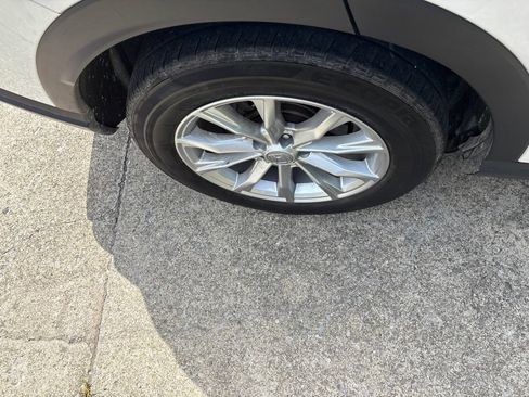 Used 2025 Honda CR-V EX-L image 5