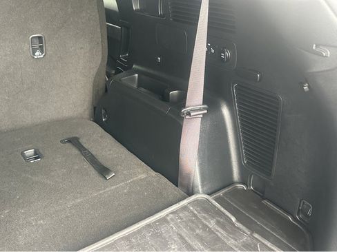 Certified 2025 Kia Sorento EX image 18