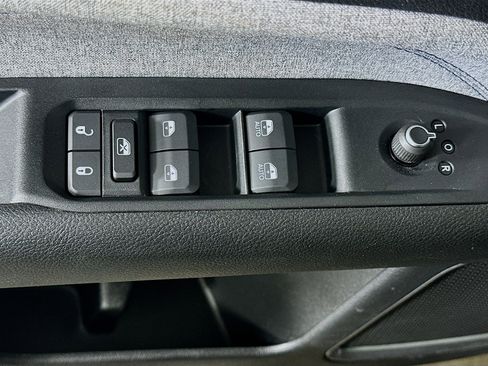 Used 2022 Jeep Compass Latitude image 15