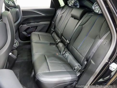 New 2025 Cadillac Lyriq Luxury w/ LPO, Floor Liner Package image 9