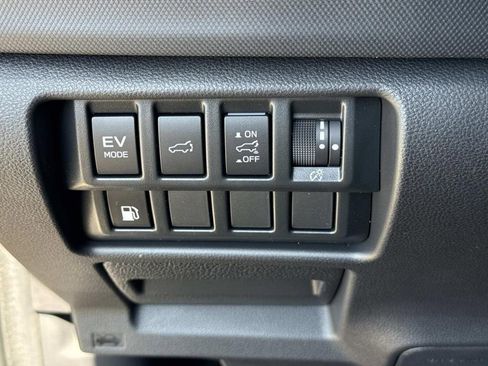 New 2026 Subaru Forester Premium AWD/4WD image 43