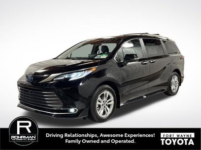 Used 2025 Toyota Sienna Limited