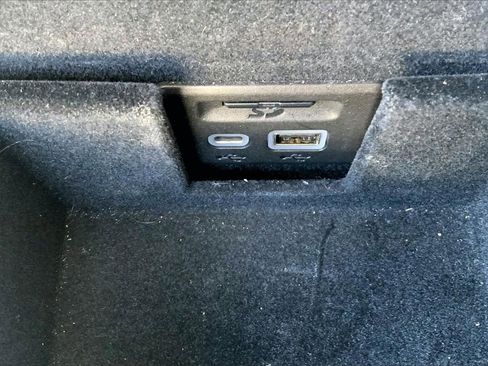 Certified 2023 Cadillac XT5 Premium Luxury w/ Technology Package image 35