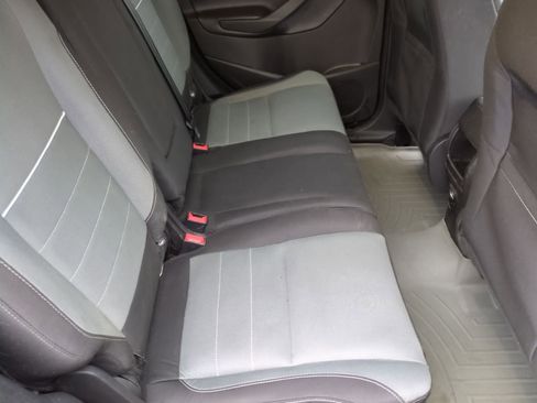 Used 2015 Ford Escape SE image 23