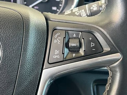 Used 2020 Buick Encore Preferred w/ Safety Package FWD image 28