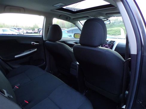 Used 2010 Toyota Corolla S image 24