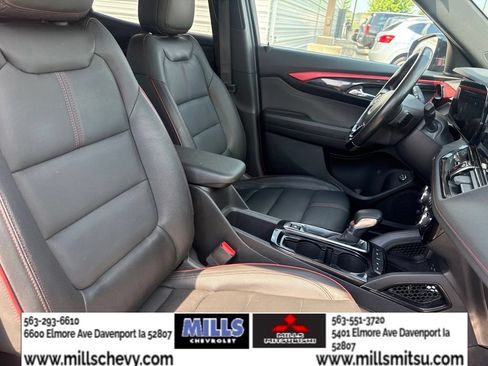 Used 2024 Chevrolet TrailBlazer RS w/ Convenience Package AWD/4WD image 23