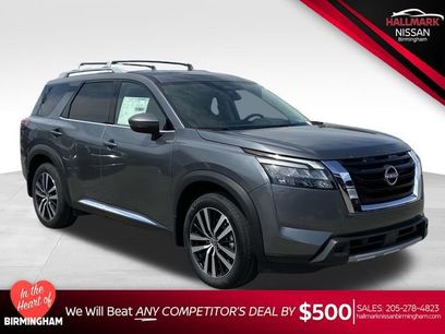 New 2025 Nissan Pathfinder Platinum w/ Cargo Package