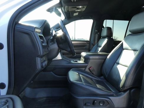 Used 2021 Chevrolet Tahoe LT image 23