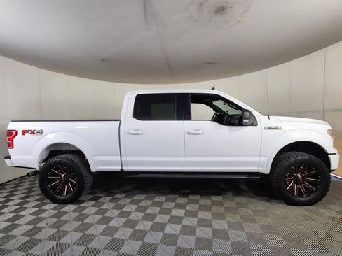 Used 2020 Ford F150 XLT w/ Equipment Group 302A Luxury AWD/4WD image 9