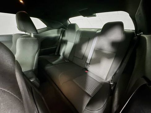 Used 2020 Dodge Challenger R/T w/ Driver Convenience Group RWD image 30